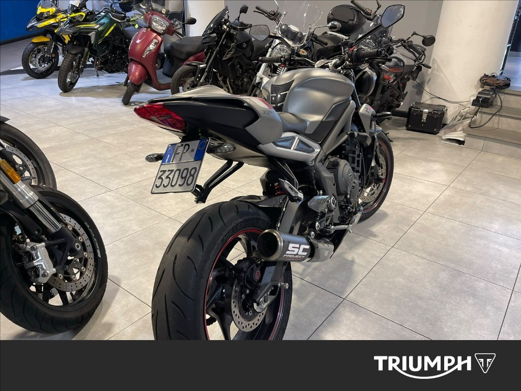 TRIUMPH Street Triple 765 R