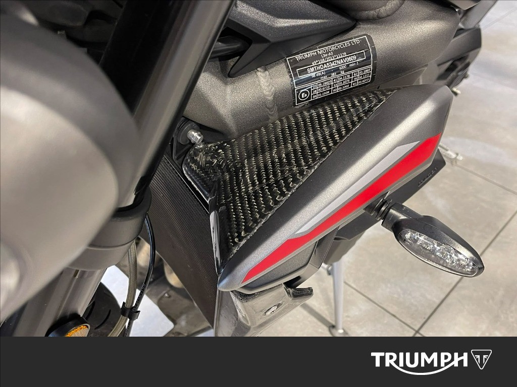 TRIUMPH Street Triple 765 R