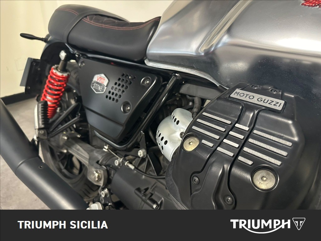 MOTO GUZZI V7 III 750 Stone S Abs