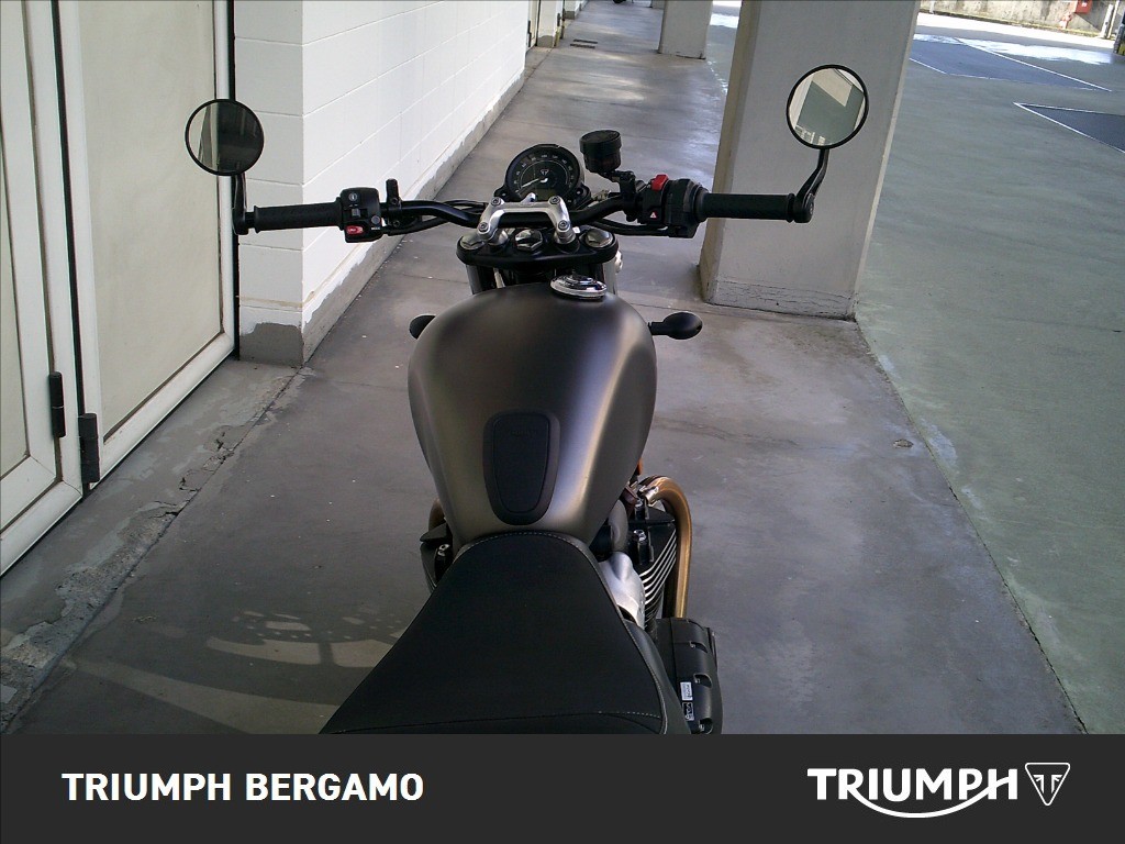 TRIUMPH Street Twin 900 