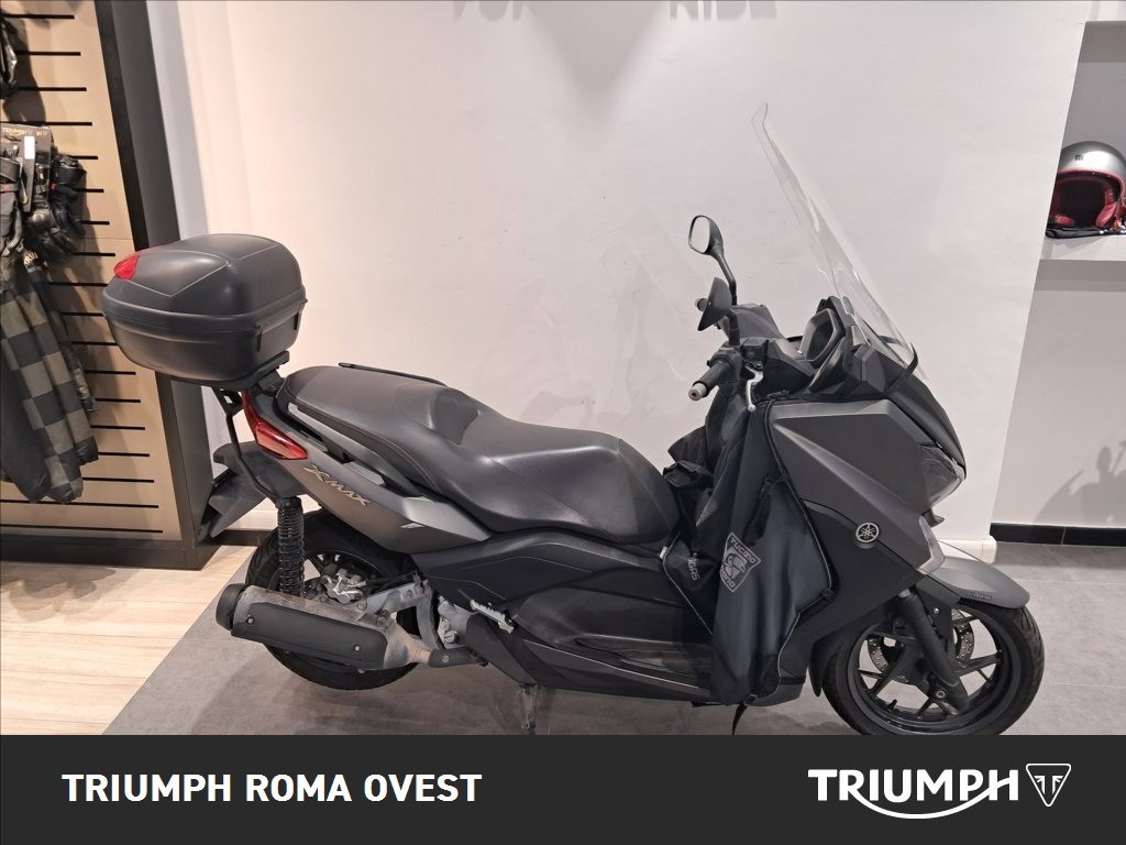 YAMAHA X-Max 250 