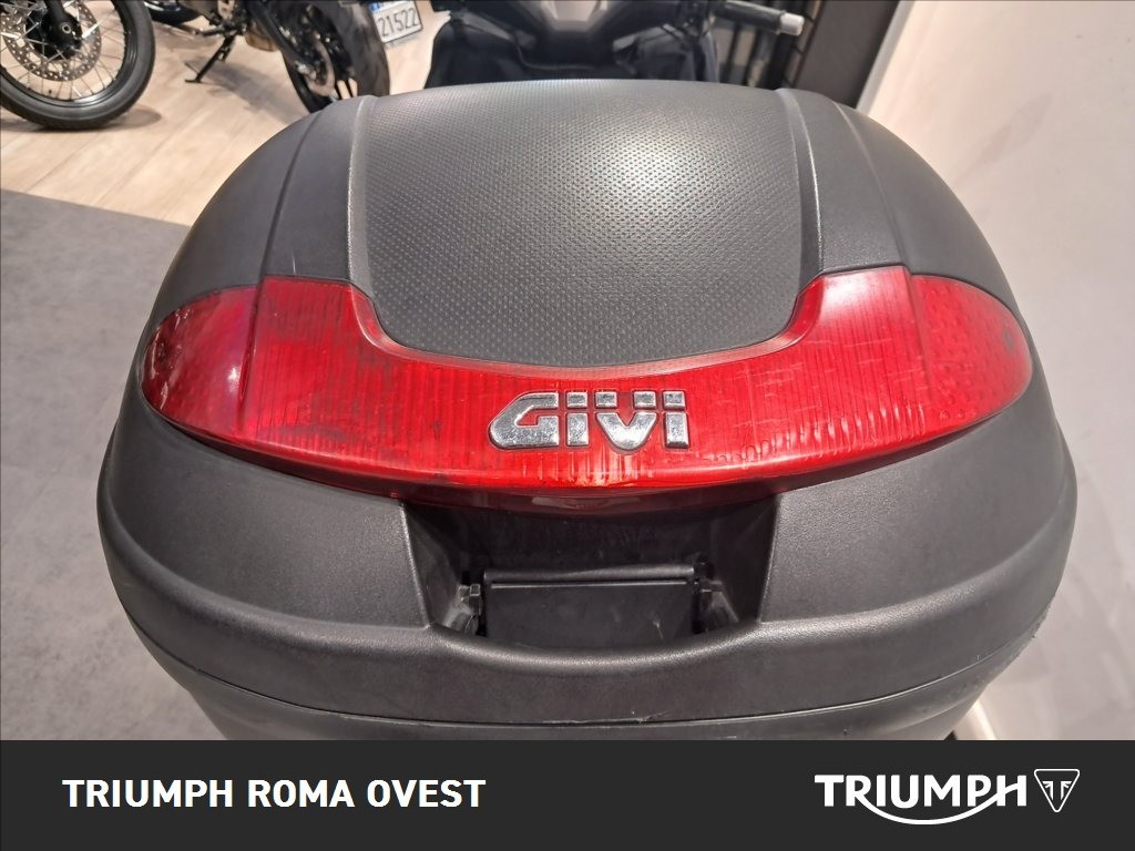 YAMAHA X-Max 250 