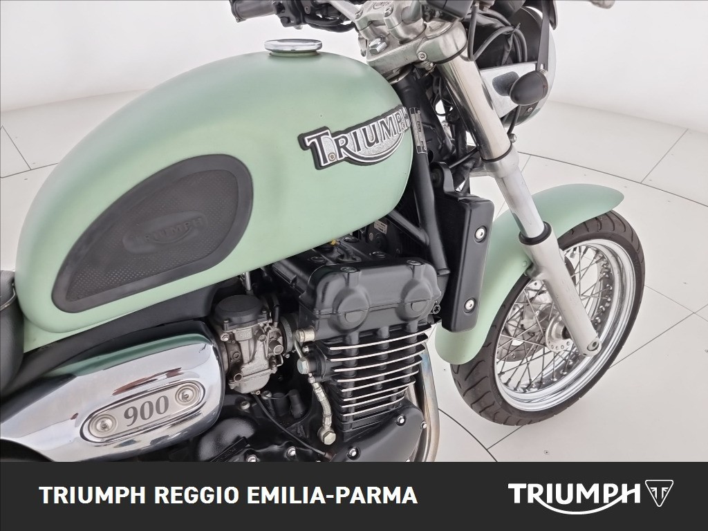 TRIUMPH Legend 900 TT 