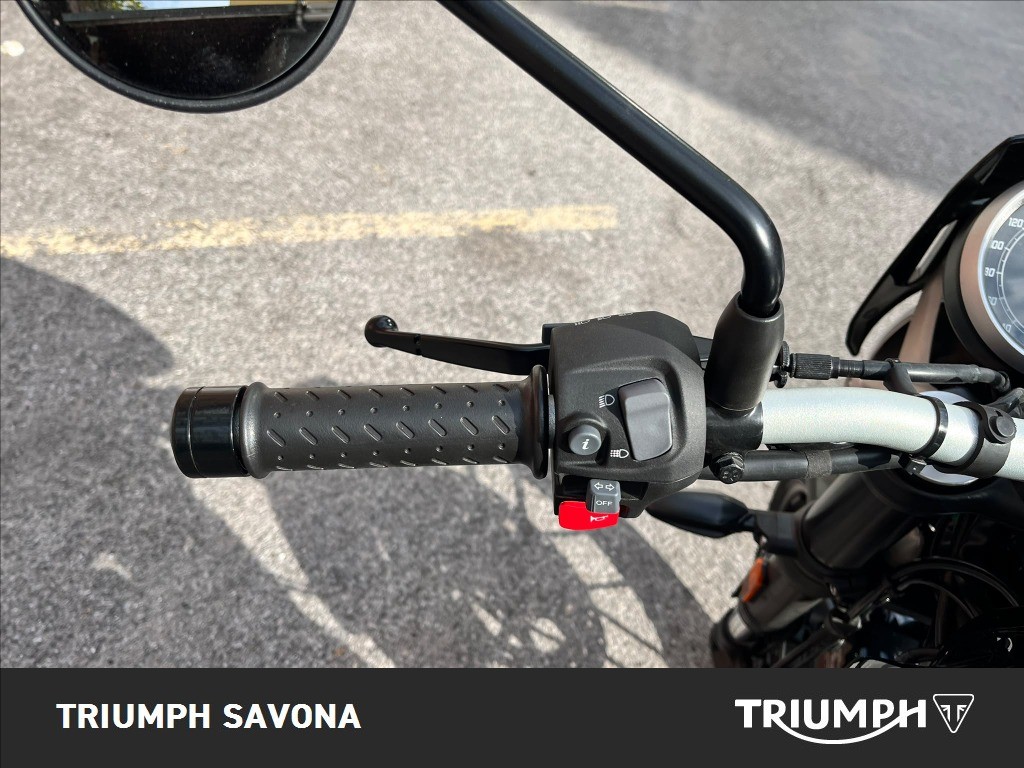 TRIUMPH Tracker 400 Phantom Black Abs