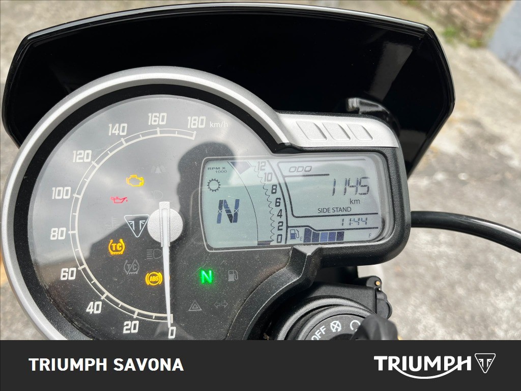 TRIUMPH Tracker 400 Phantom Black Abs
