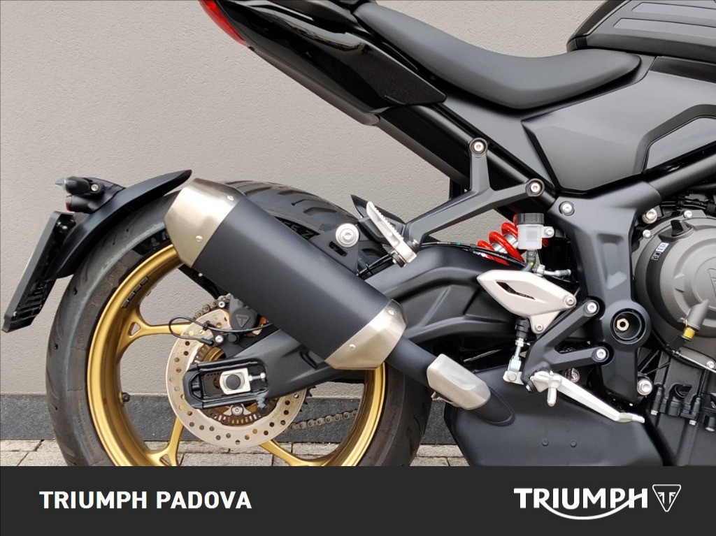 TRIUMPH Trident 800 Jet Black Abs