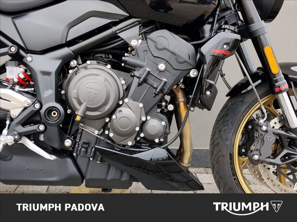 TRIUMPH Trident 800 Jet Black Abs
