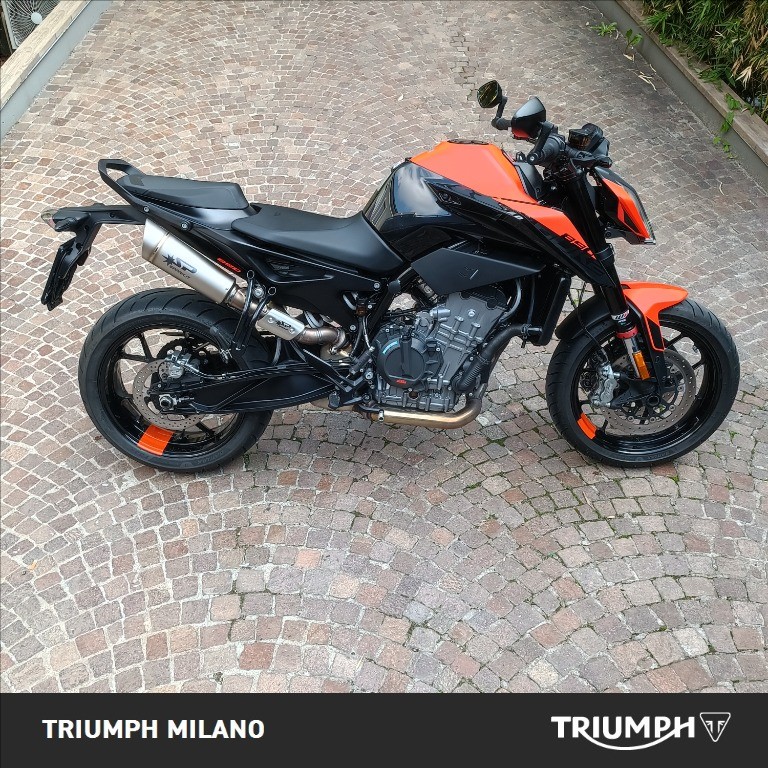 KTM 890 Duke 