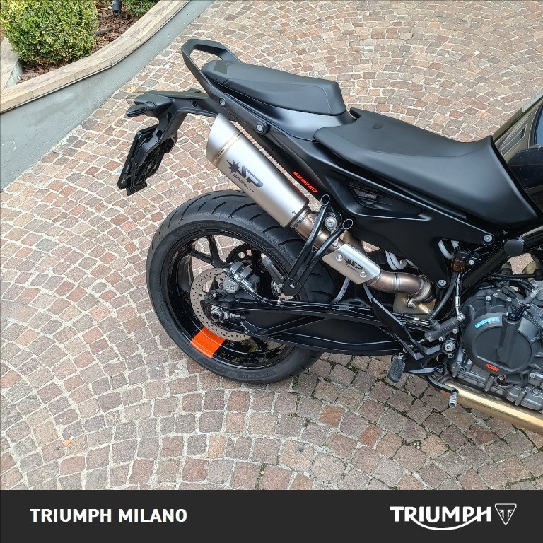 KTM 890 Duke 