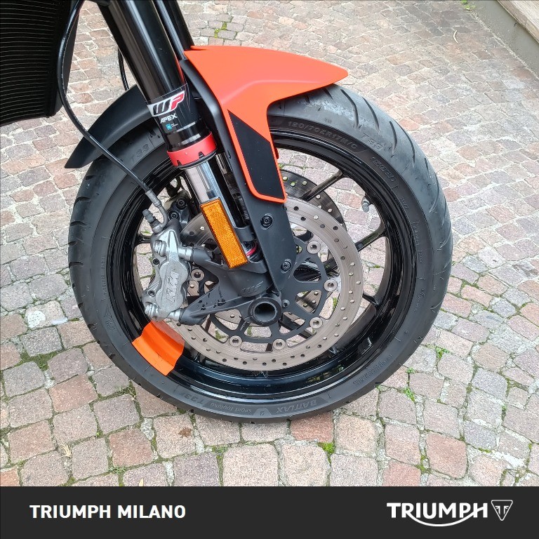 KTM 890 Duke 
