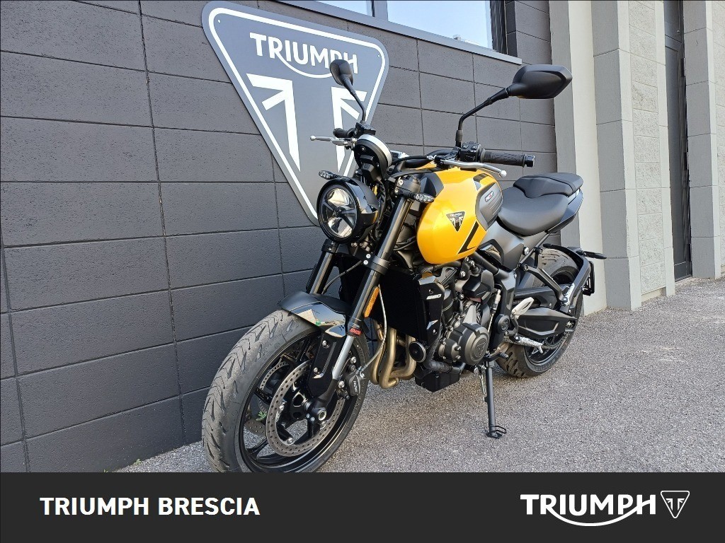 TRIUMPH Trident 660 Cosmic Yellow Abs