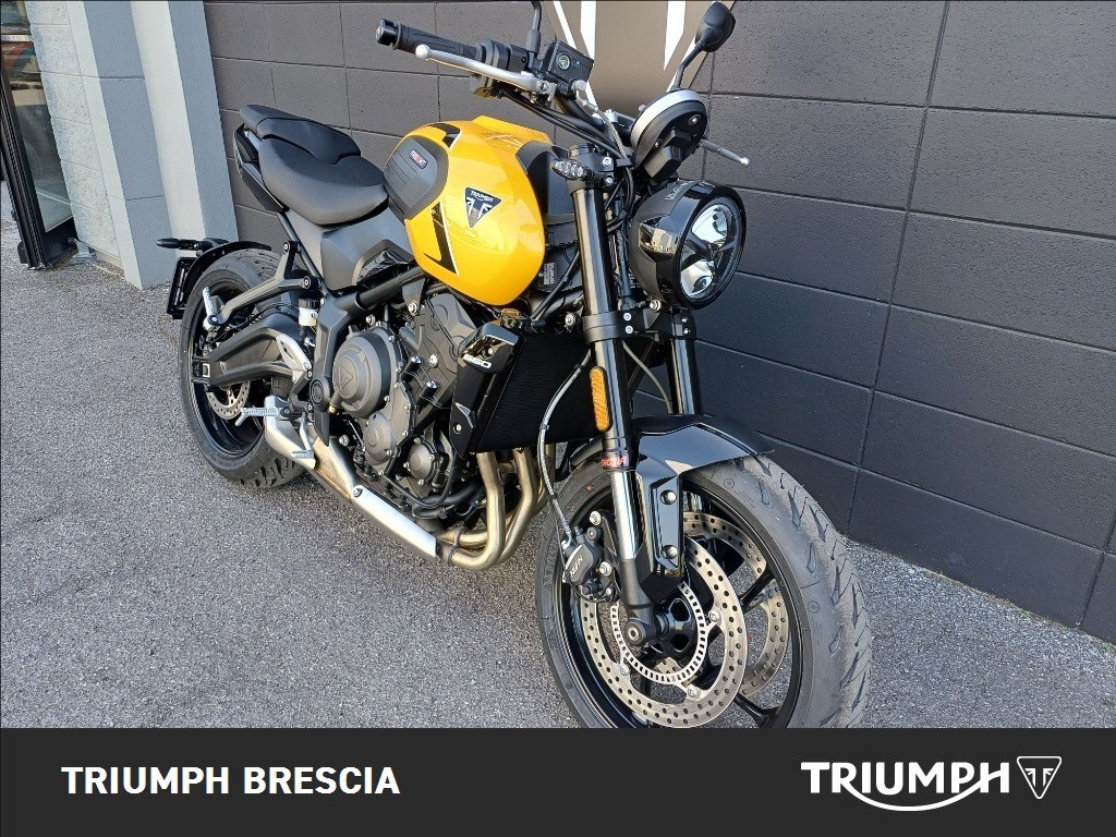 TRIUMPH Trident 660 Cosmic Yellow Abs