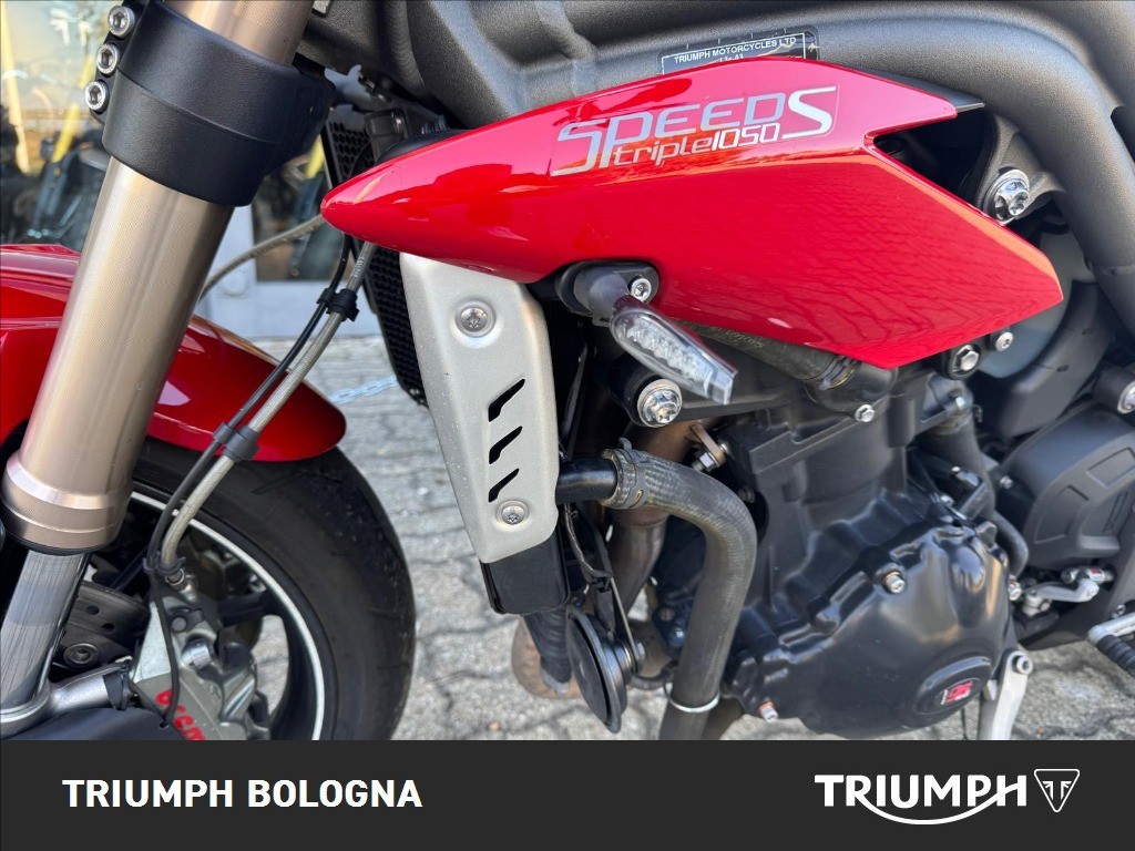 TRIUMPH Speed Triple 1050 S Abs
