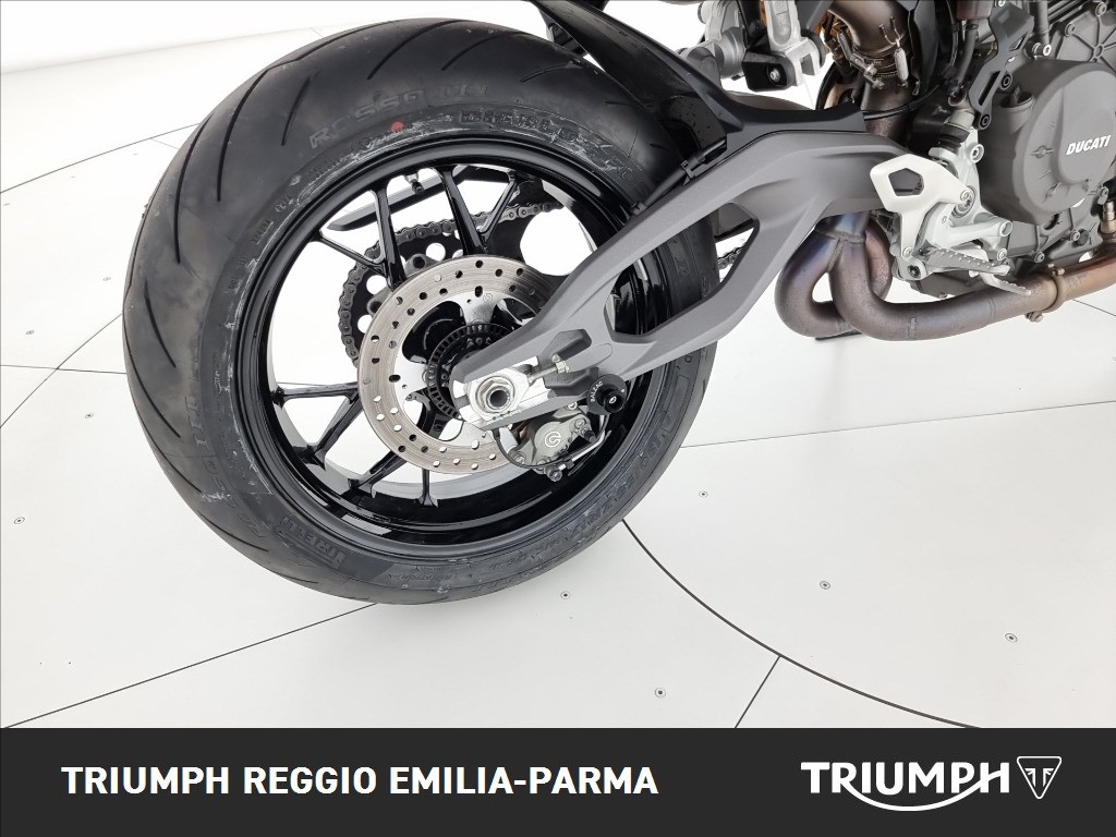 DUCATI Streetfighter V2 890 