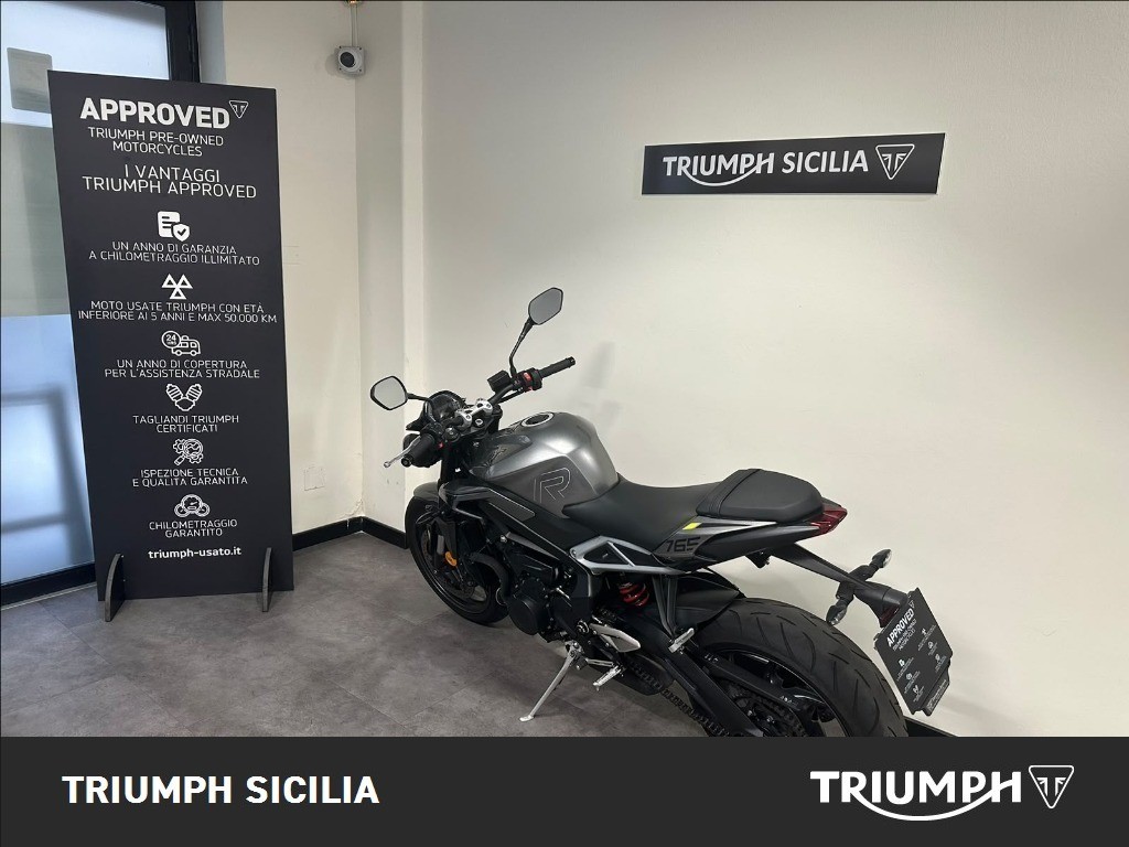 TRIUMPH Street Triple 765 R