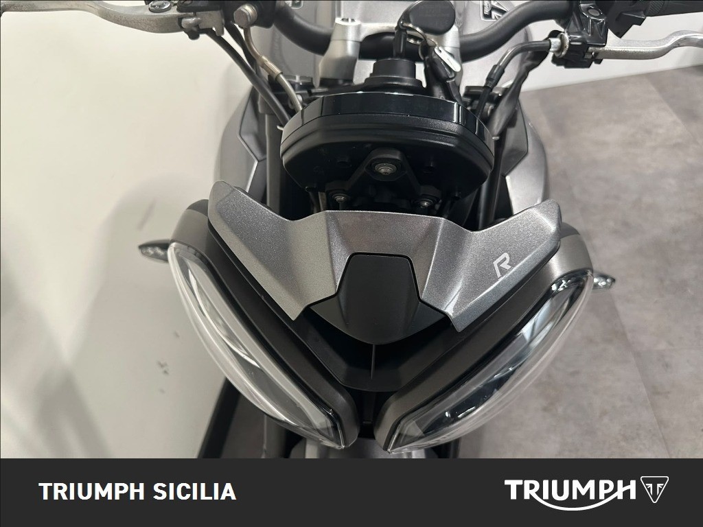 TRIUMPH Street Triple 765 R