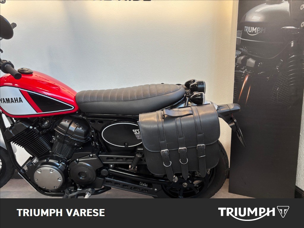 YAMAHA SCR 950 Abs