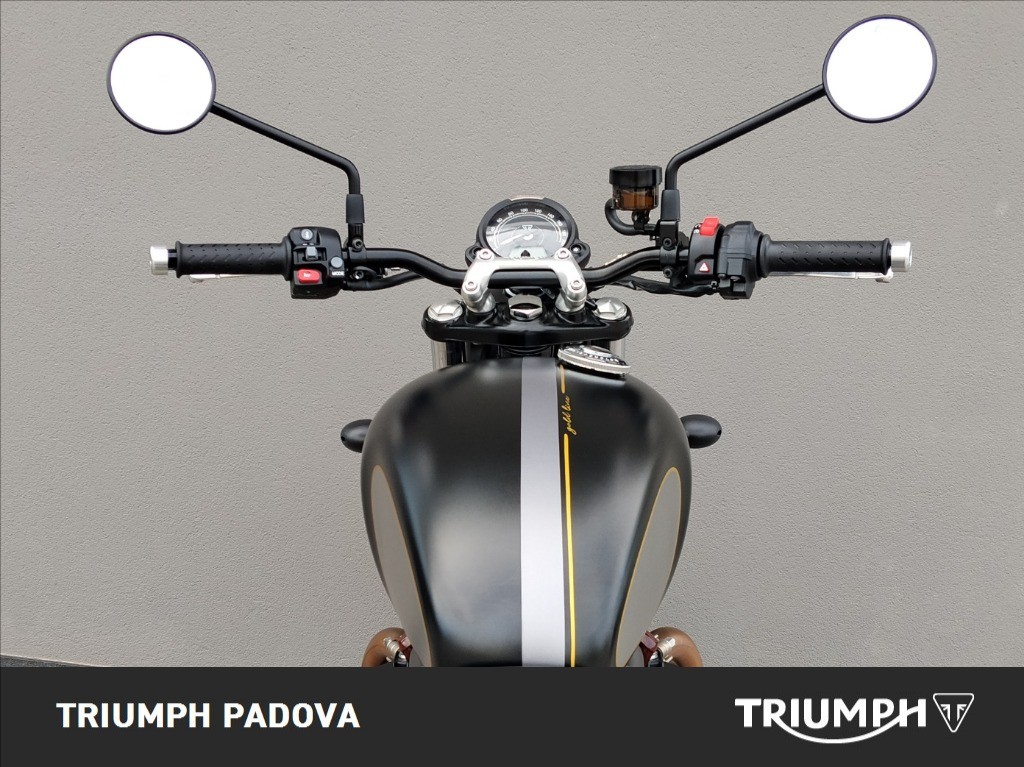 TRIUMPH Street Twin 900 Gold Line