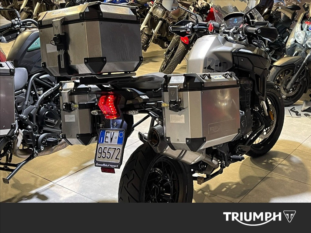 TRIUMPH Tiger 1200 Desert Edition