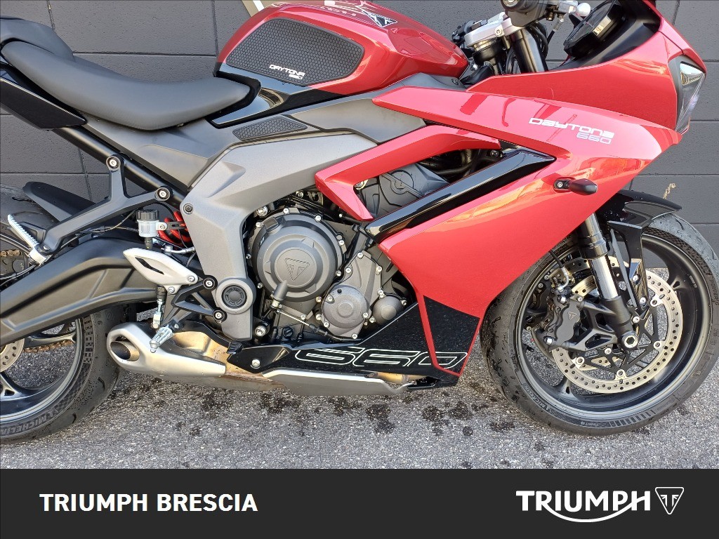 TRIUMPH Daytona 660 dep.A2 Abs