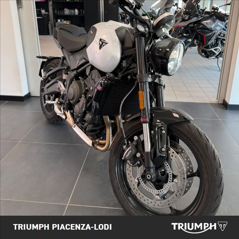 TRIUMPH Trident 660 Snowdonia White Abs