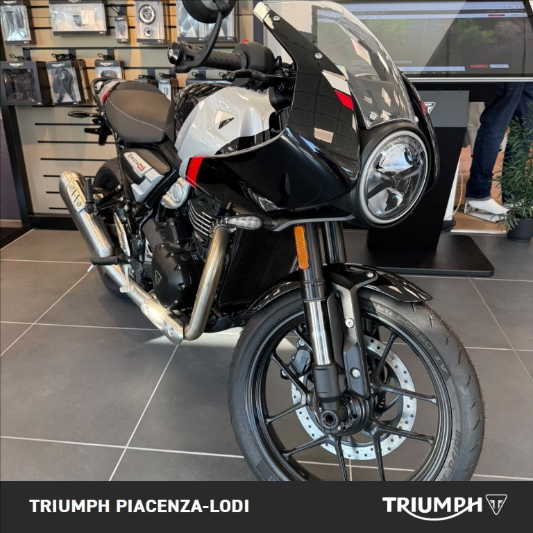 TRIUMPH Thruxton 400 Phantom Black / Aluminium Silver Abs