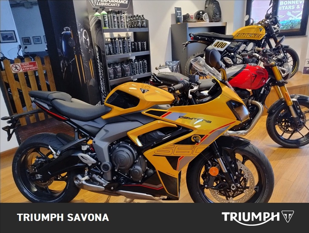 TRIUMPH Daytona 660 Cosmic Yellow / Sapphire Black Abs
