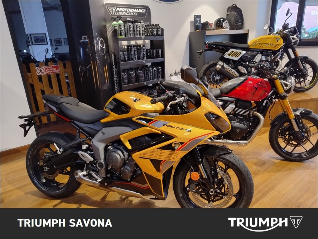 TRIUMPH Daytona 660 Cosmic Yellow / Sapphire Black Abs