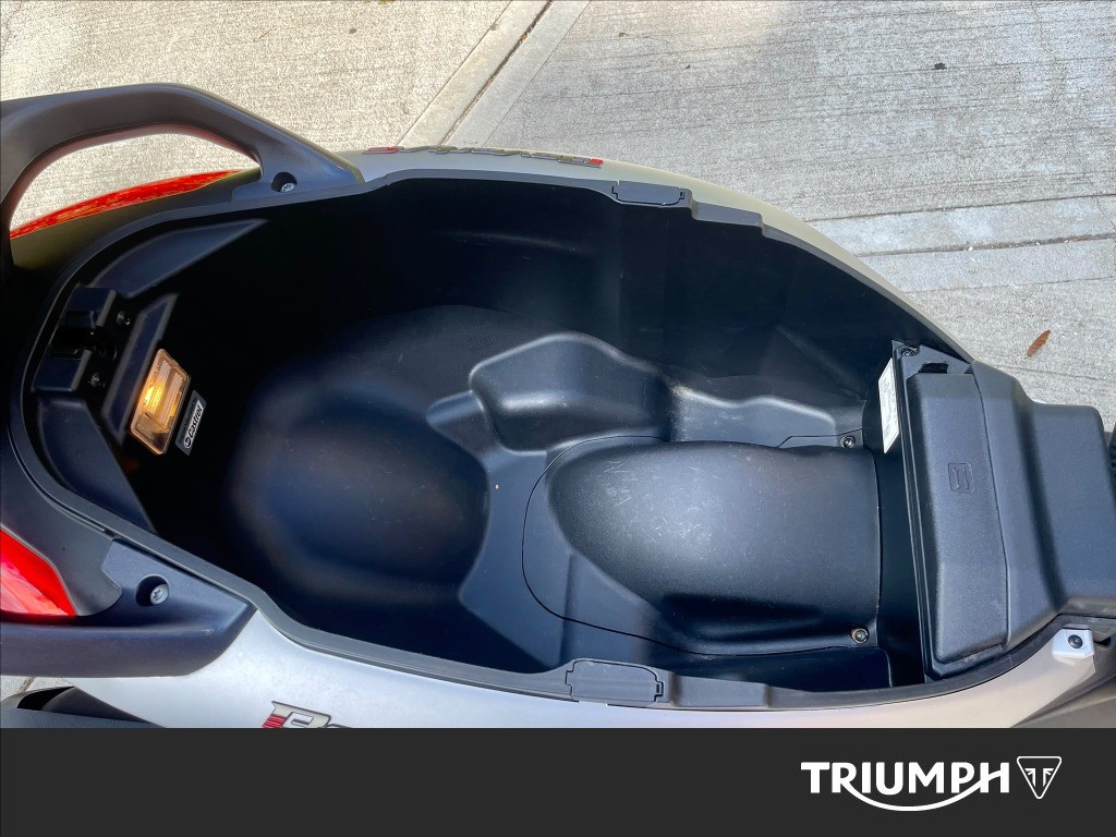 PIAGGIO Beverly 400 hpe S abs-asr