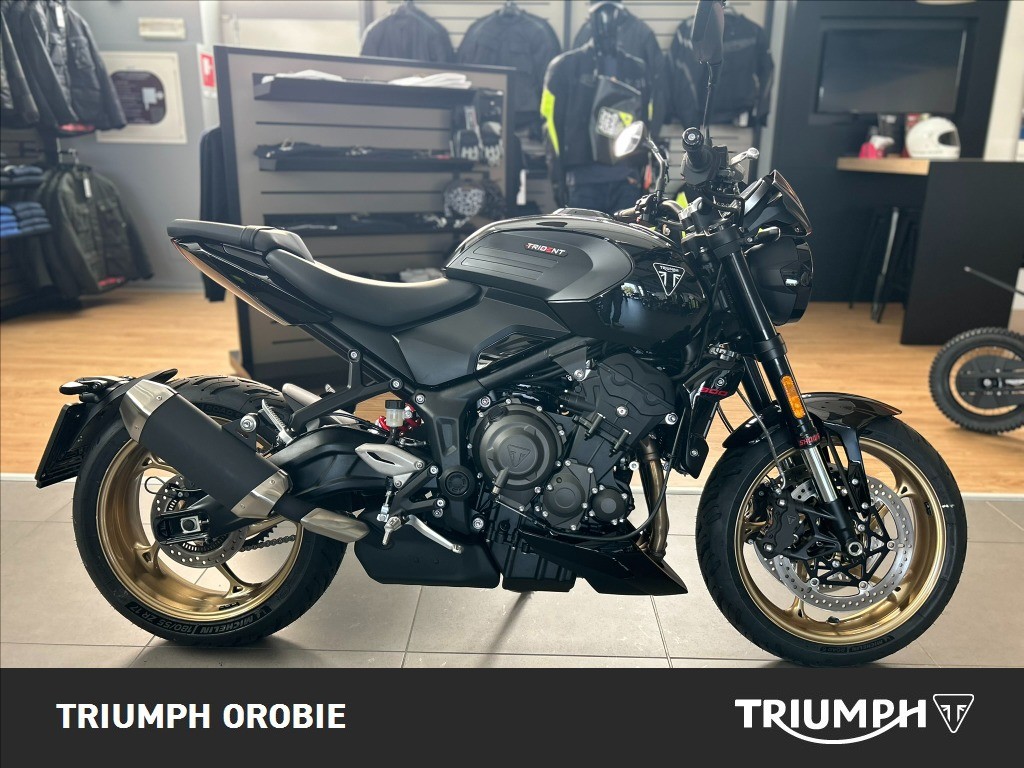 TRIUMPH Trident 800 Jet Black Abs