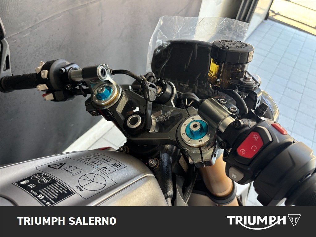 TRIUMPH Street Triple 765 RX