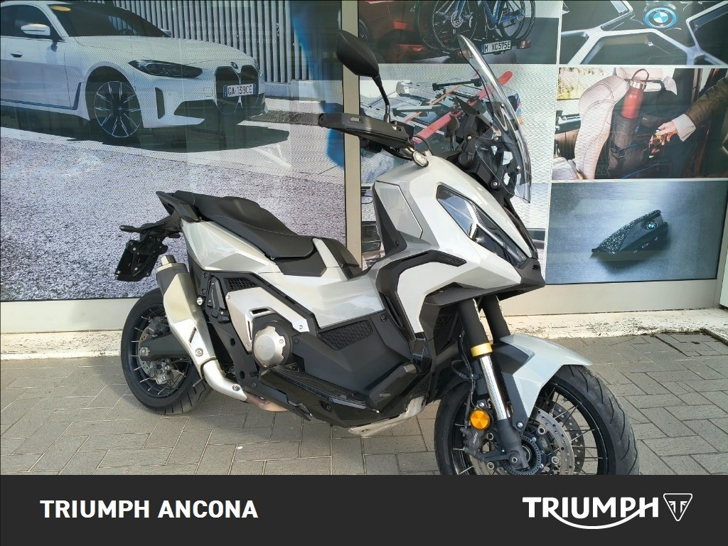 HONDA X-ADV 750 DCT Abs