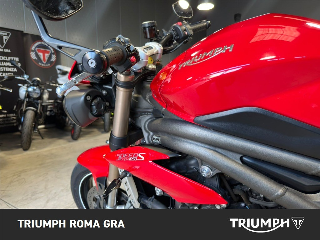 TRIUMPH Speed Triple 1050 S Abs