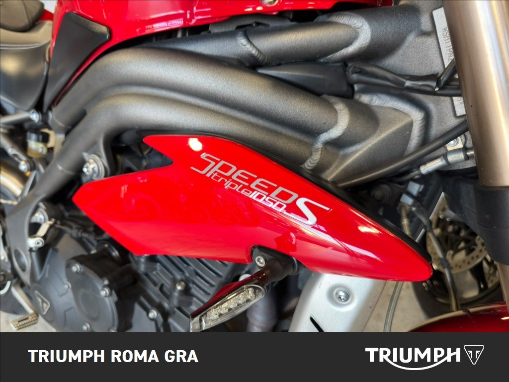 TRIUMPH Speed Triple 1050 S Abs