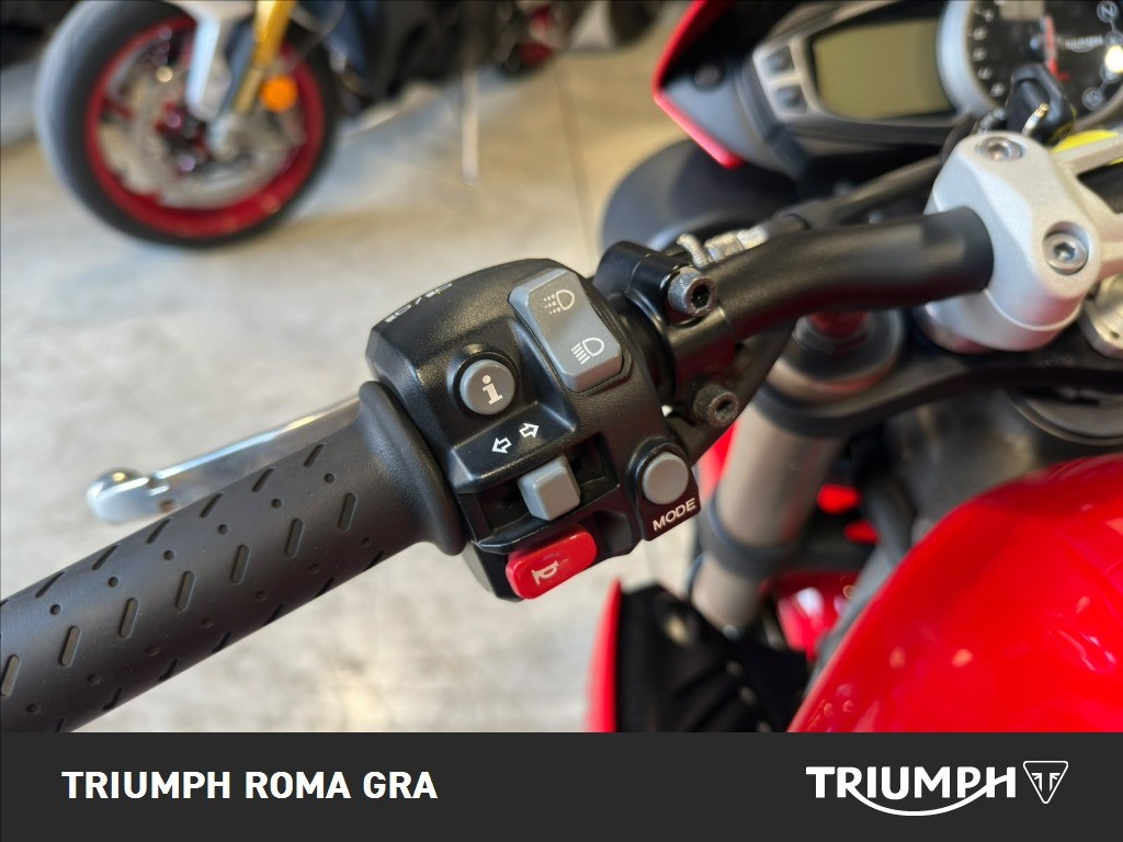 TRIUMPH Speed Triple 1050 S Abs