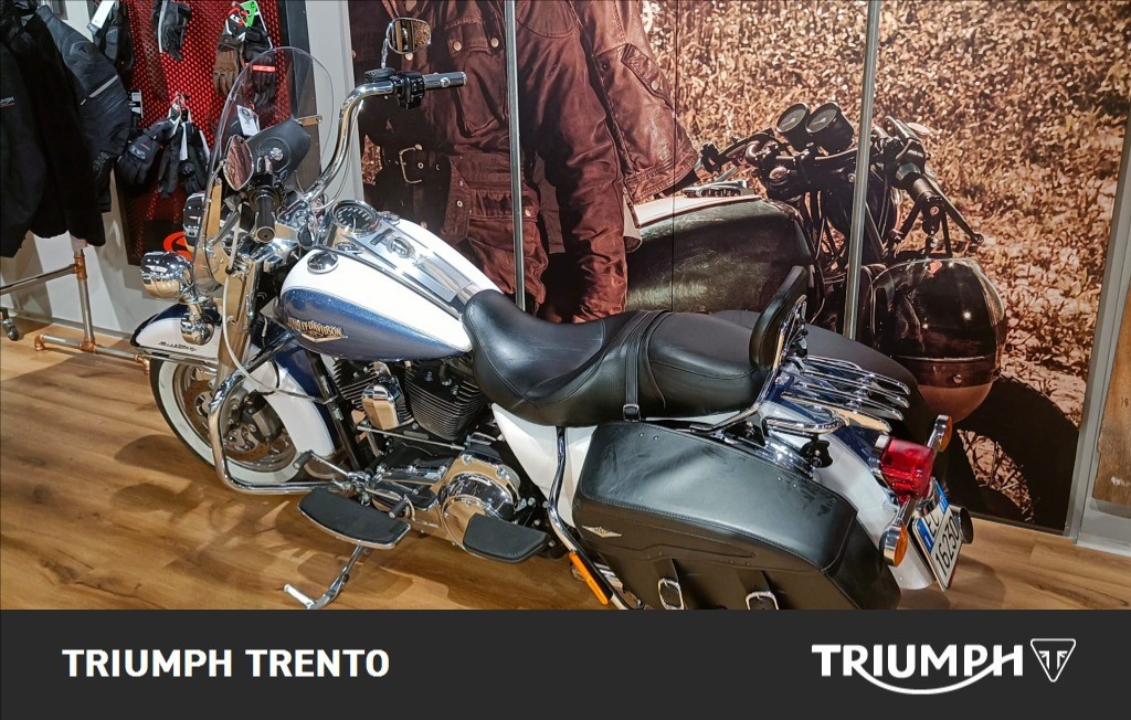 HARLEY-DAVIDSON Road King 1690 Classic
