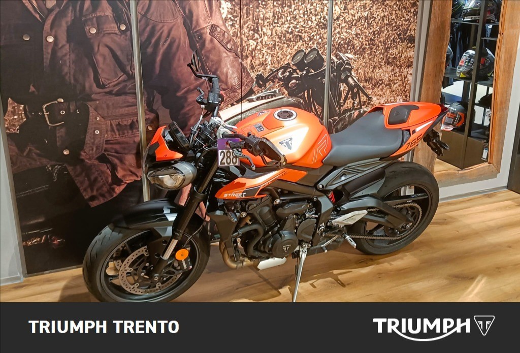 TRIUMPH Street Triple 765 R