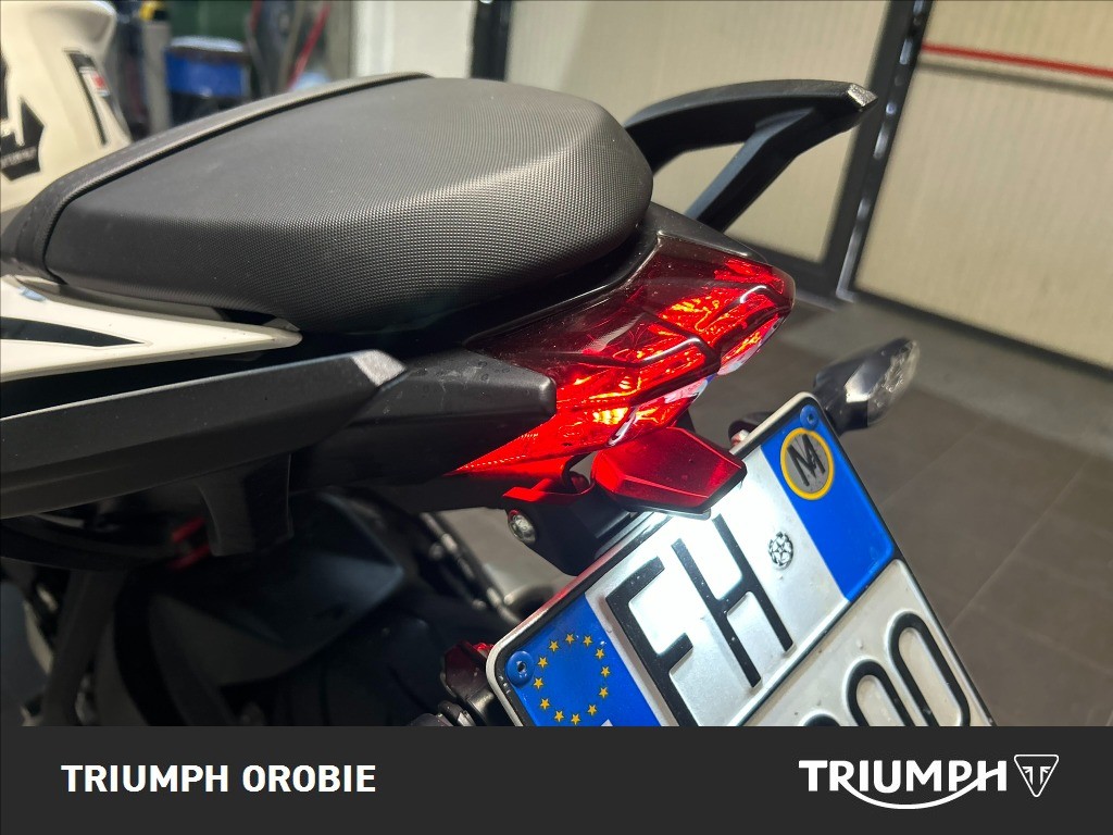 TRIUMPH Street Triple 765 R