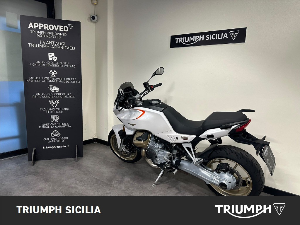 MOTO GUZZI V100 Mandello