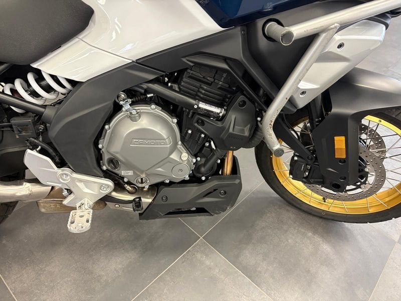 CFMOTO 700 MT ADV Abs E5+