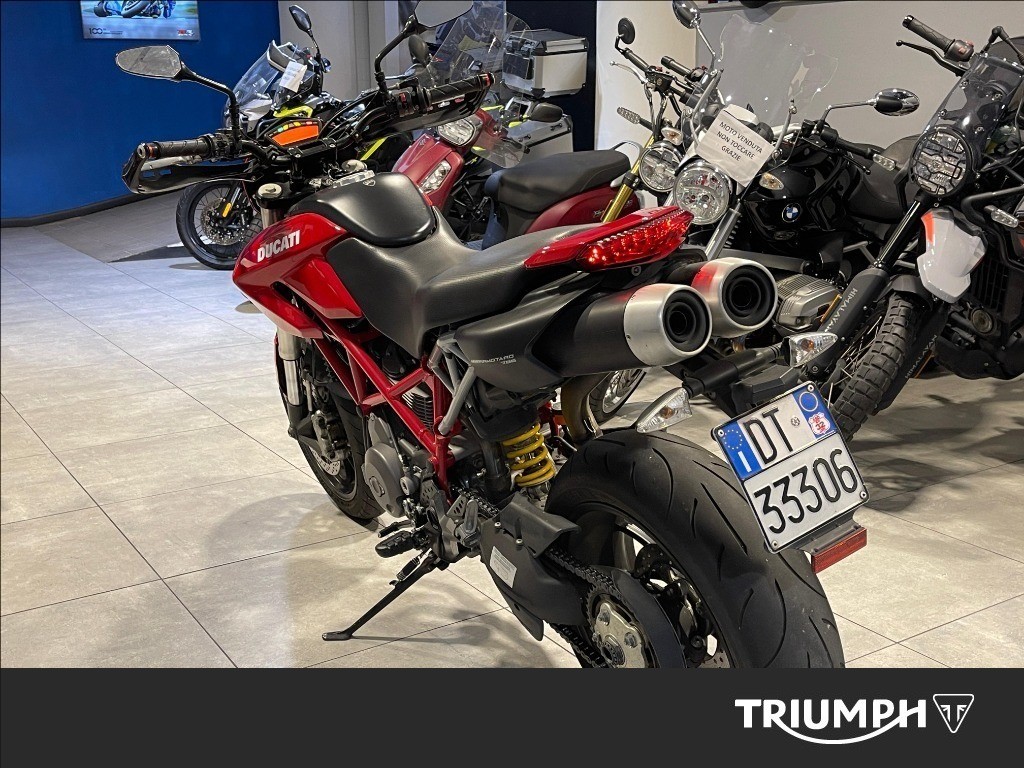 DUCATI Hypermotard 796 red