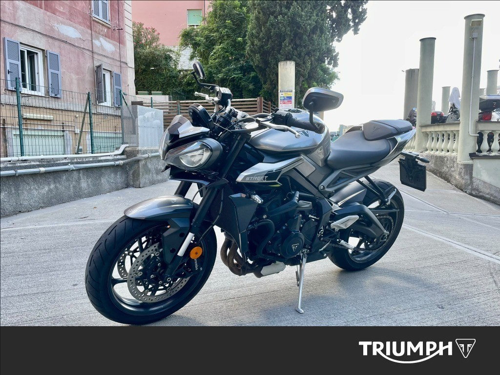 TRIUMPH Street Triple 765 R