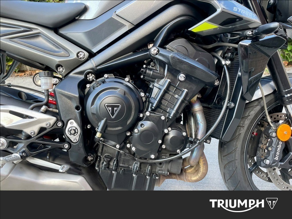 TRIUMPH Street Triple 765 R