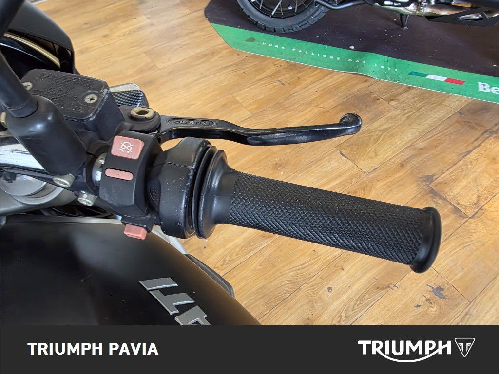 DUCATI Monster 600 Dark