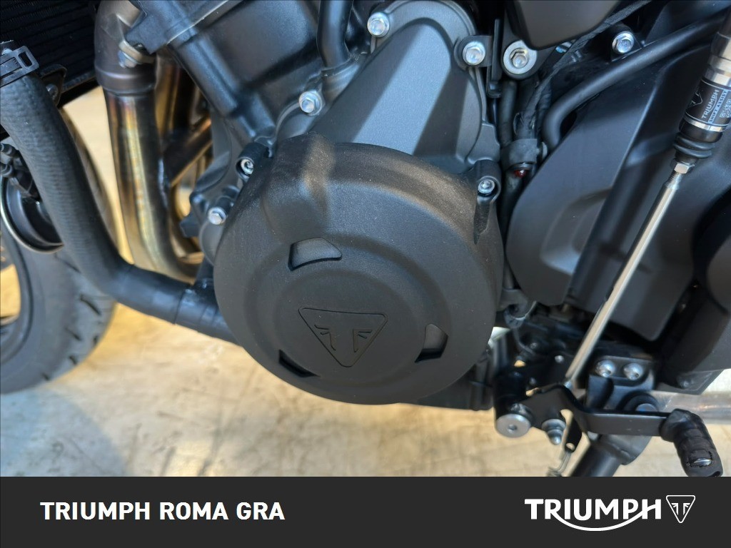 TRIUMPH Trident 660 Diablo Red / Sapphire Black Abs