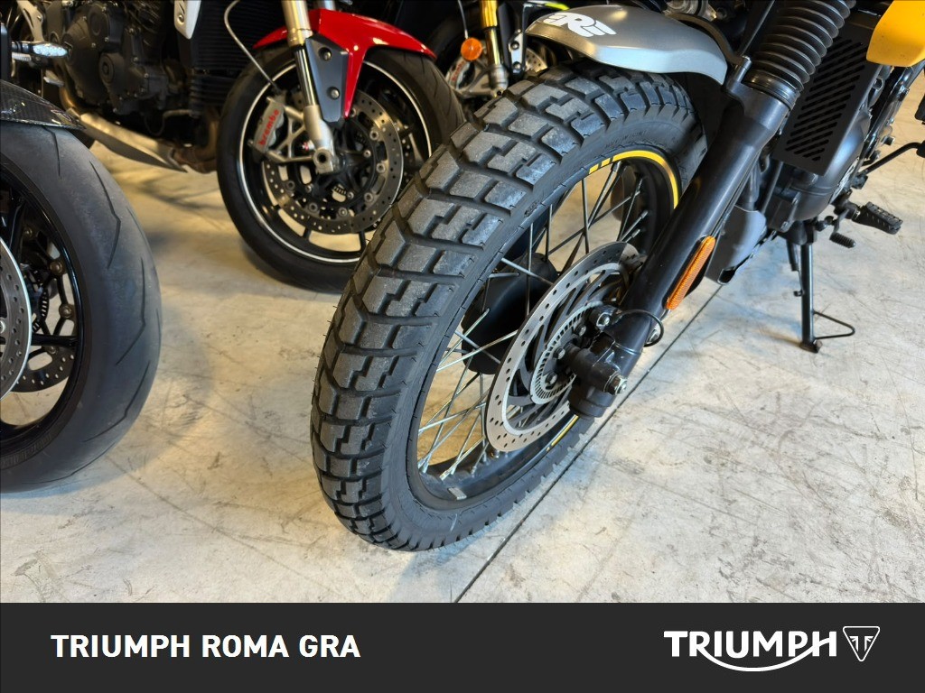 ROYAL ENFIELD Scram 411 