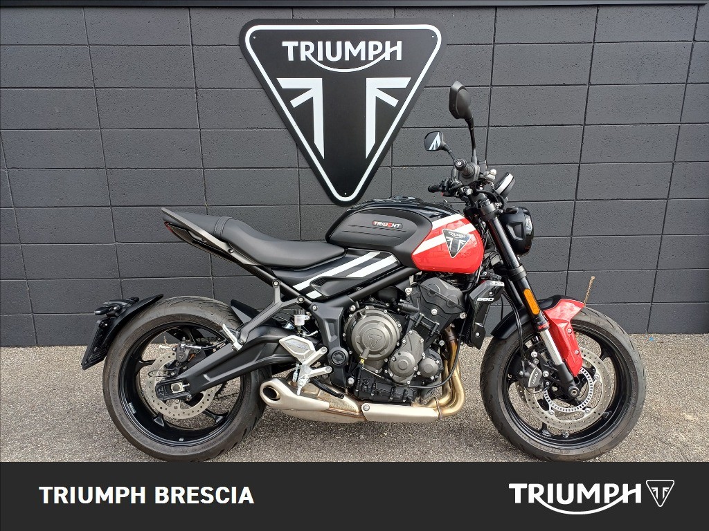 TRIUMPH Trident 660 Diablo Red / Sapphire Black Abs