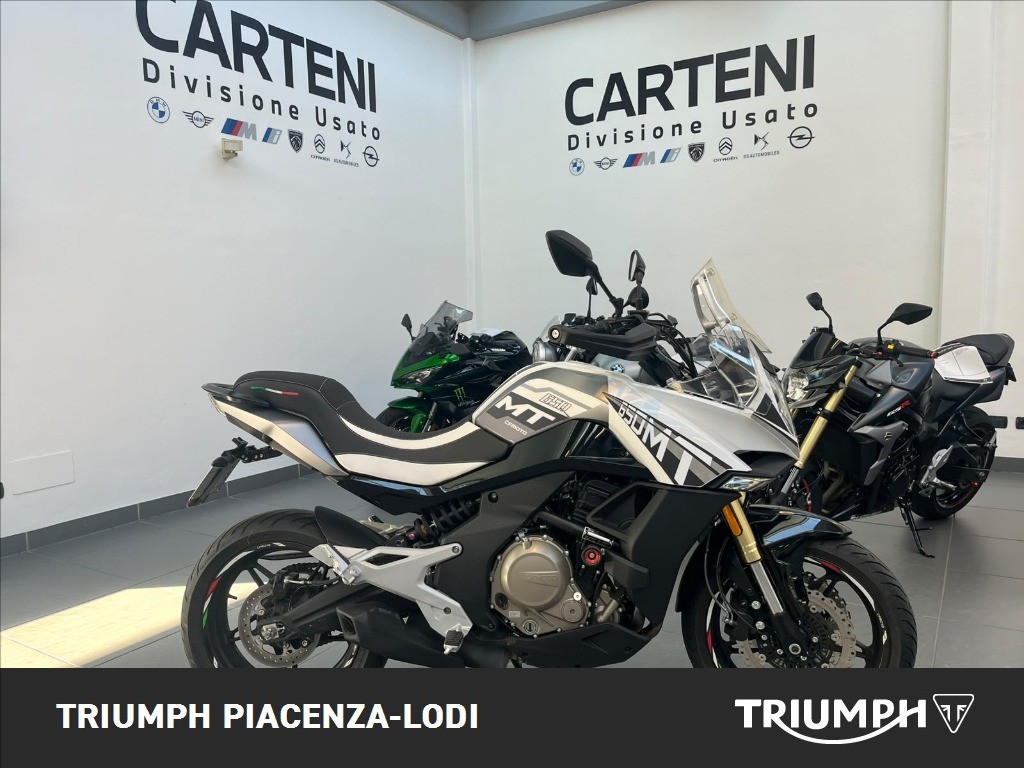 CFMOTO 650 MT Abs