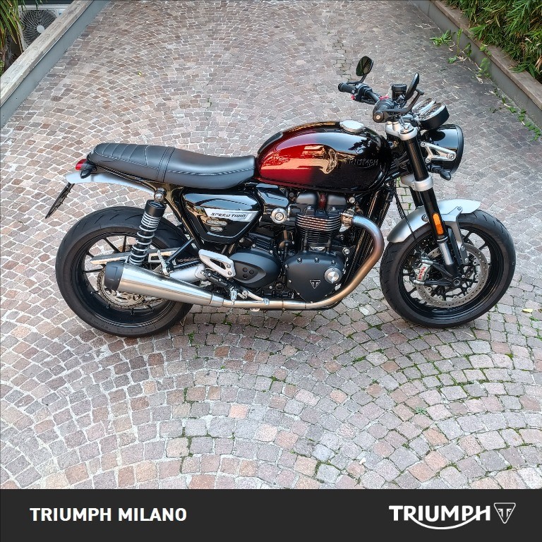 TRIUMPH Speed Twin 1200 Stealth Edition Abs