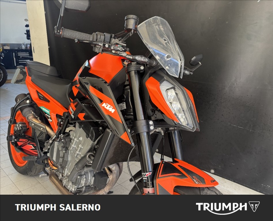 KTM 890 Duke GP